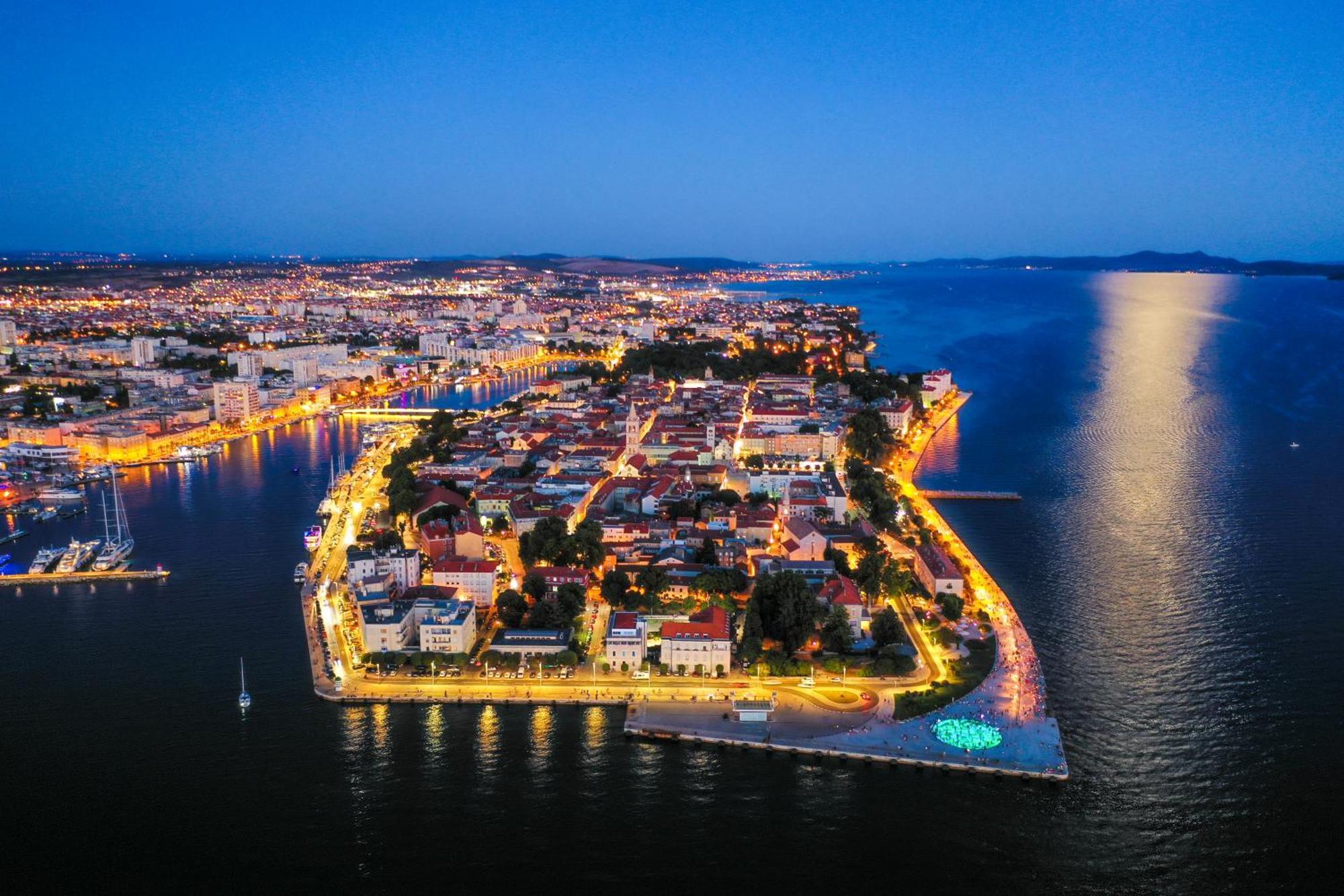 Family Apartments Zadar - Ryanair Exclusive Exteriör bild