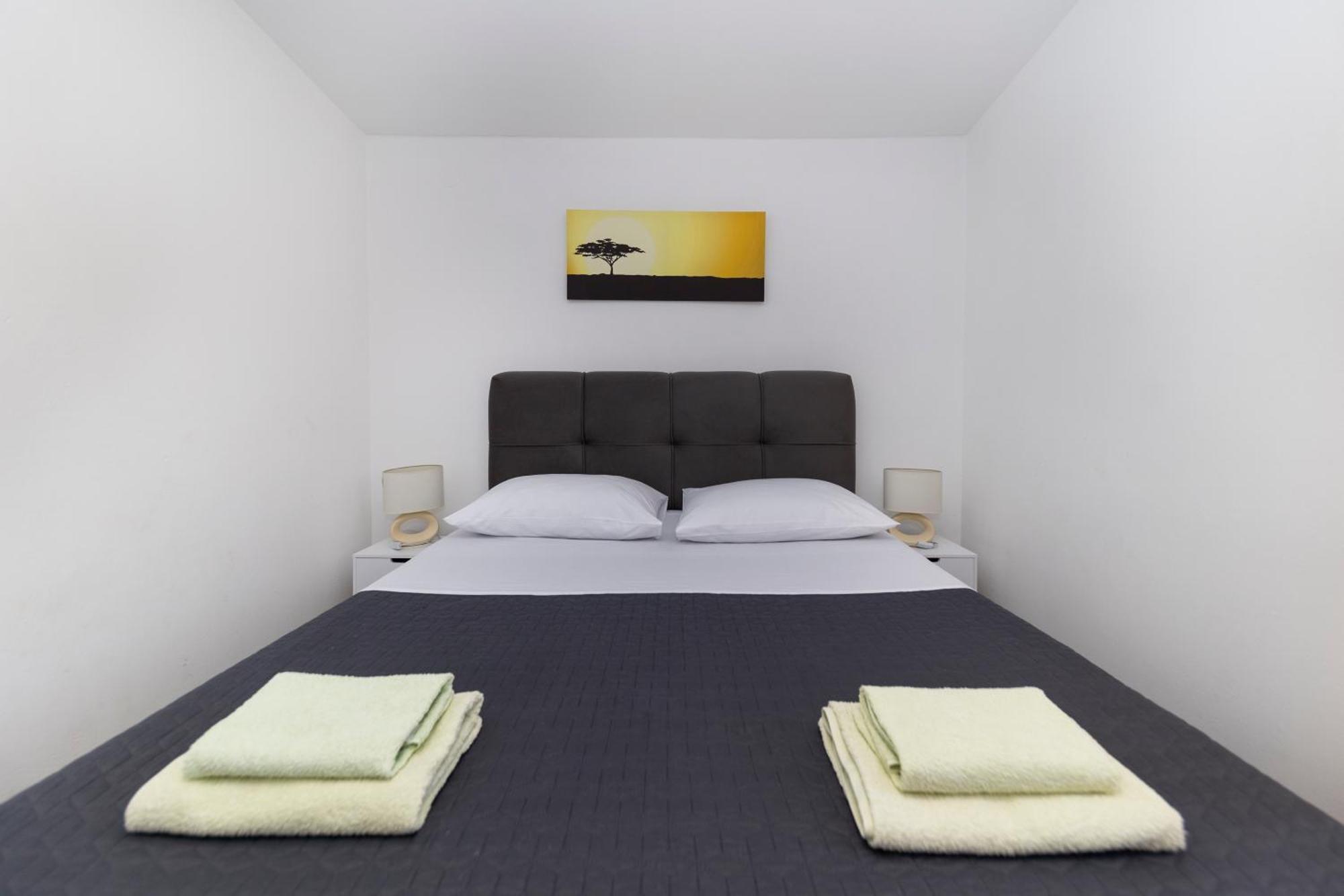 Family Apartments Zadar - Ryanair Exclusive Exteriör bild