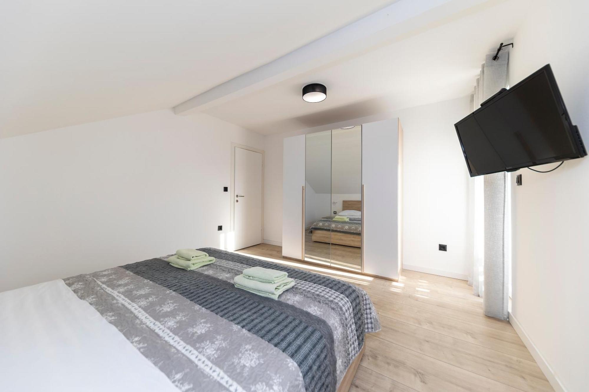 Family Apartments Zadar - Ryanair Exclusive Exteriör bild